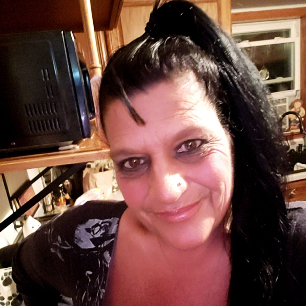 Meet your Posher, Denise